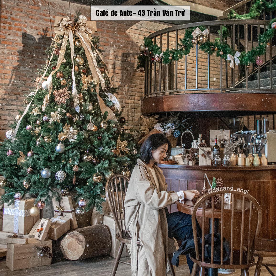 Quán Cafe Decor Giáng Sinh